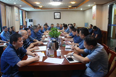 开宝体育官网股份公司党委中心组学习001.jpg