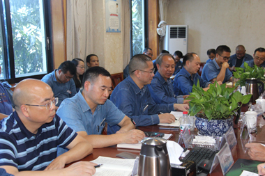 开宝体育官网股份公司党委中心组学习002.jpg
