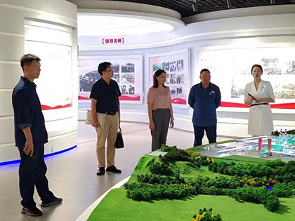 市委副秘书长调研开宝体育官网.jpg