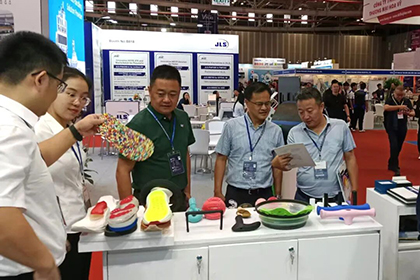 开宝体育官网在越南参展.jpg