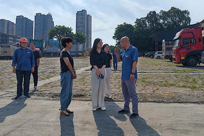 泸州市国资委副主任张月姣带队到开宝体育官网港口督导汛期安全生产工作