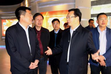 宁夏自治区宁东管委会党工委常务副书记陶少华一行莅临开宝体育官网考察
