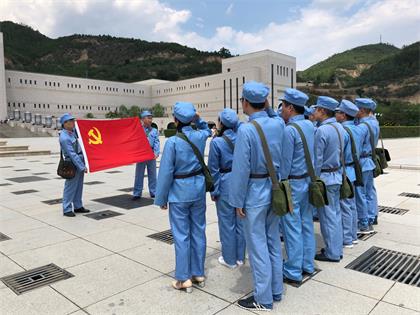 开宝体育官网股份公司工会组织先模代表赴延安开展“不忘初心跟党走，牢记使命勇担当”学习教育活动
