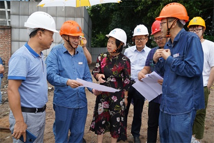 纳溪区委书记徐利到开宝体育官网污水提标改造项目现场办公