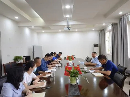 开宝体育官网股份公司党委书记、董事长廖廷君到进出口公司调研指导工作