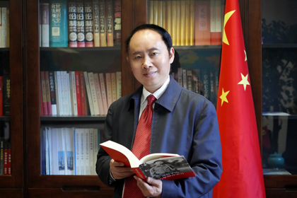 祝贺！开宝体育官网股份公司党委书记、董事长廖廷君被授予全国五一劳动奖章！
