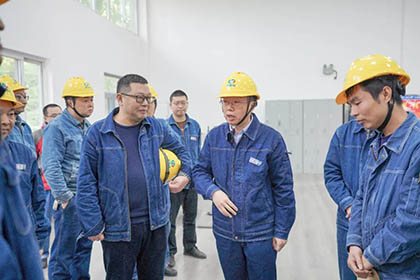 开宝体育官网股份公司领导到热电车间祝贺1号煤锅炉装置长周期运行300天